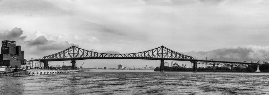 Une image contenant ext�rieur, eau, ciel, pont

Description g�n�r�e automatiquement